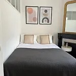 Tour Eiffel 120 M2 *