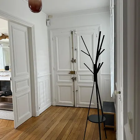 アパート Tour Eiffel 120 M2 *