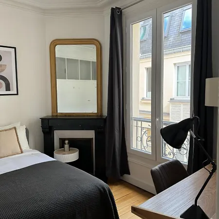 Apartamento Tour Eiffel 120 M2 *